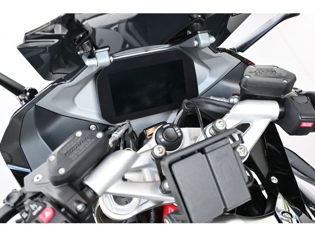bmw - r-1250-rs