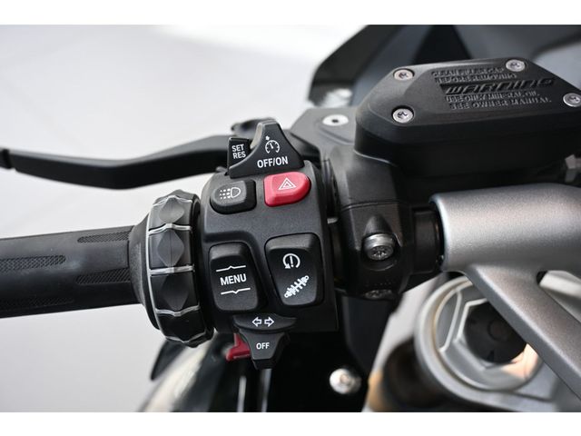 bmw - r-1250-rs