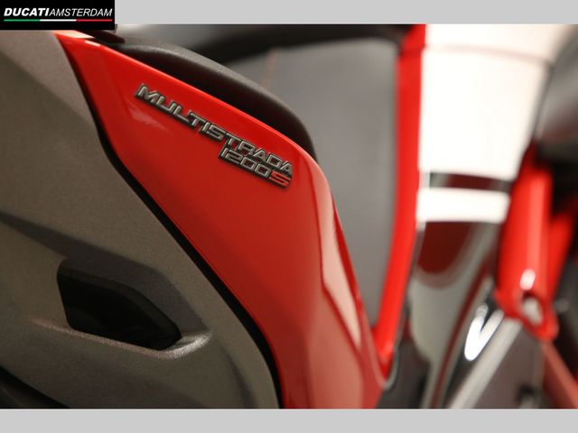 ducati - multistrada-1200-s-touring