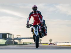 Ducati Hypermotard V2 SP 2026 nieuw – foto 2 van 13