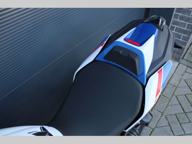 bmw - r-1250-rs
