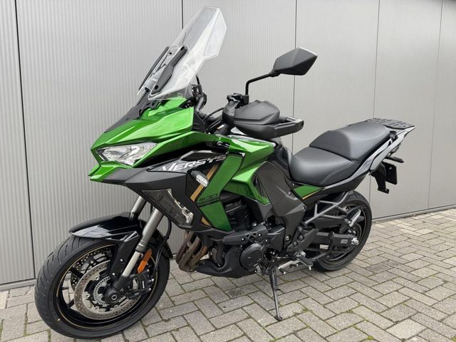 kawasaki - versys-1100-se