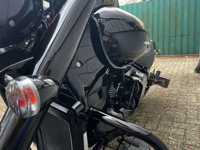 suzuki - intruder-c-1800-r