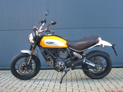 DUCATI SCRAMBLER CLASSIC – foto 4