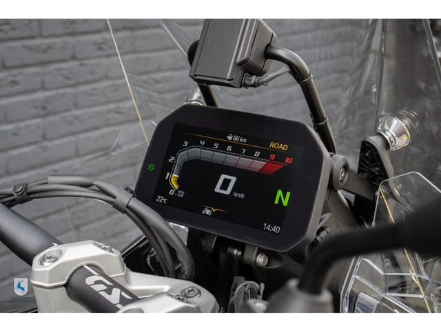 bmw - r-1300-gs-adventure-triple-black