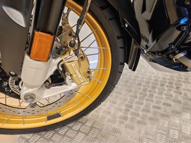 bmw - r-1250-gs-adventure