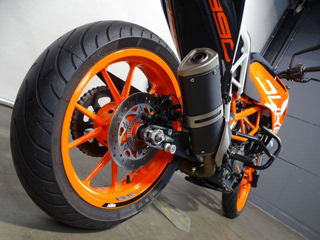 ktm - 390-duke-abs
