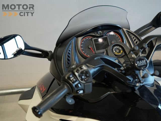 can-am - spyder-rs-s