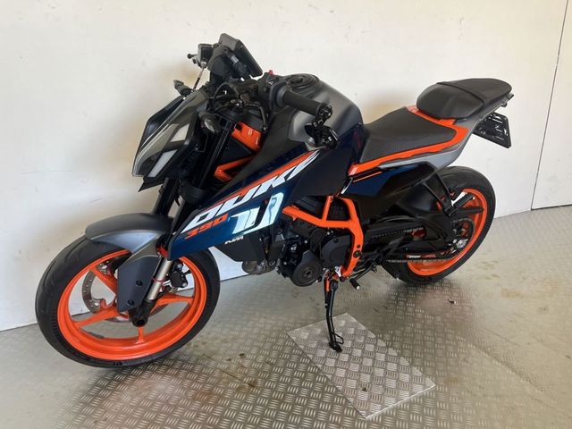 ktm - 390-duke