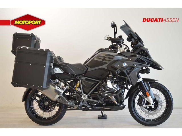 bmw - r-1250-gs-triple-black
