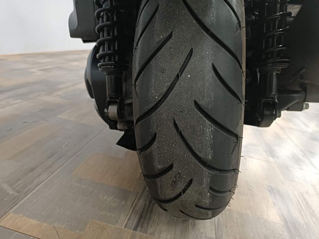 yamaha - x-max-400-abs
