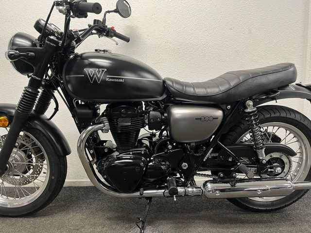 kawasaki - w800