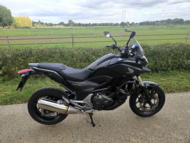honda - nc-750-x-abs