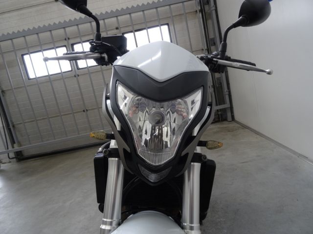 honda - cb-600-f-hornet-abs