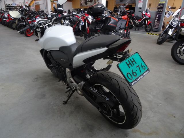 honda - cb-600-f-hornet-abs