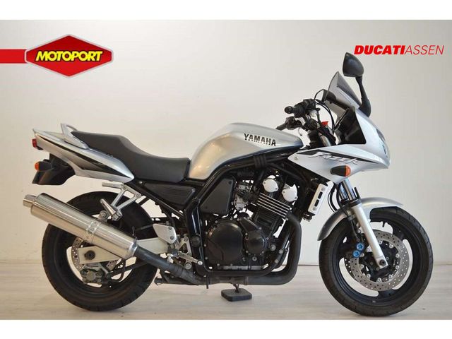 yamaha - fzs-600-fazer