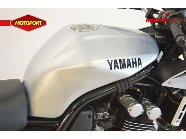 yamaha - fzs-600-fazer