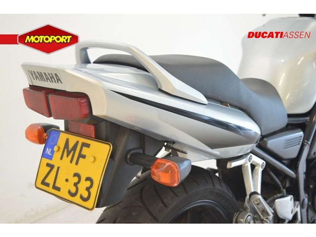 yamaha - fzs-600-fazer