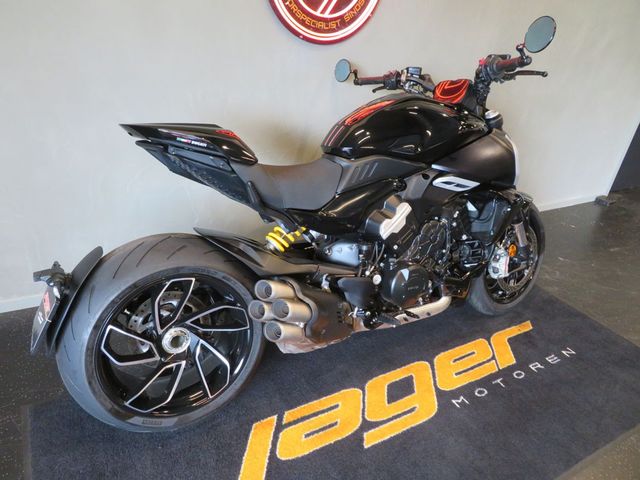 ducati - diavel-v4