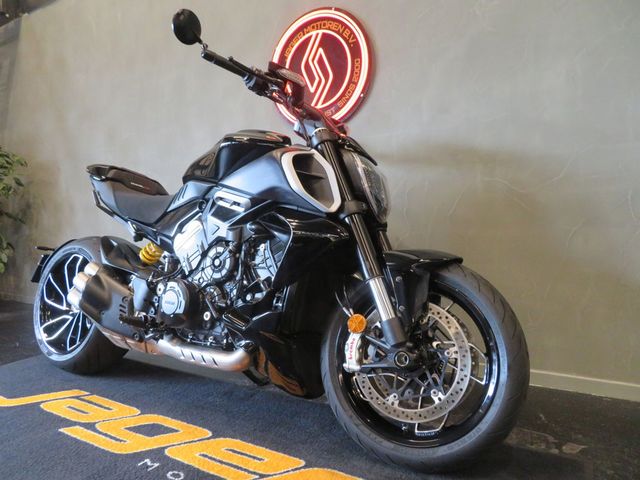 ducati - diavel-v4