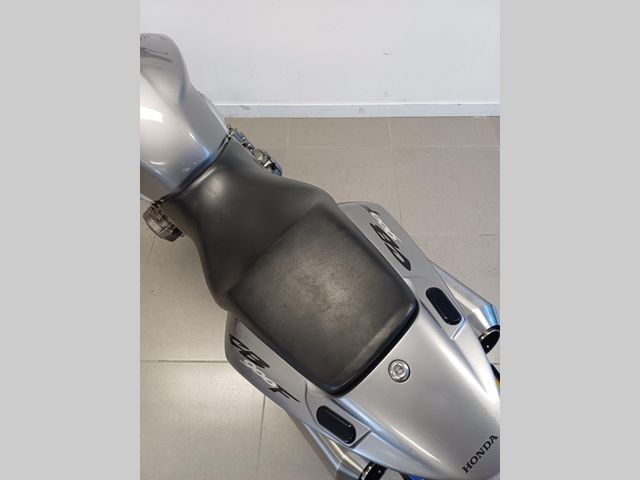 honda - cb-900-f-hornet