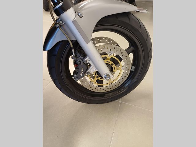 honda - cb-900-f-hornet