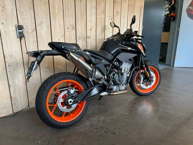 ktm - 790-duke