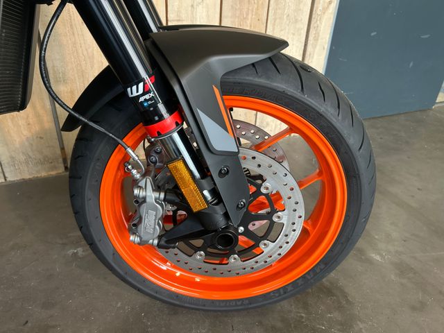 ktm - 790-duke