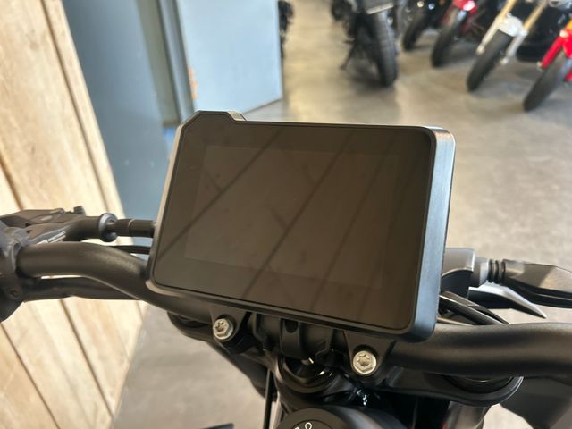 ktm - 790-duke