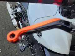 Yamaha FZ 1  -Veel extras ! -Supermooie motor -Akra ! 2009 occasion – foto 11 van 26