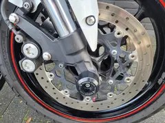 Yamaha FZ 1  -Veel extras ! -Supermooie motor -Akra ! 2009 occasion – foto 22 van 26
