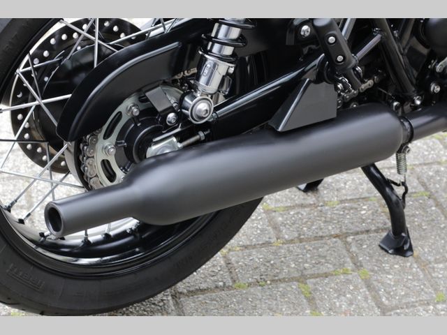 triumph - bonneville-t-120-black