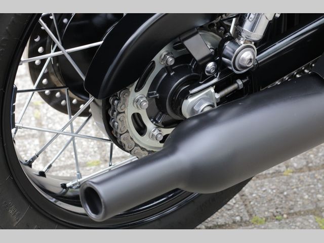 triumph - bonneville-t-120-black