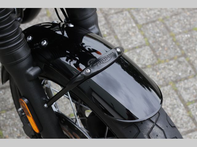 triumph - bonneville-t-120-black