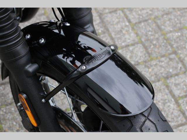 triumph - bonneville-t-120-black