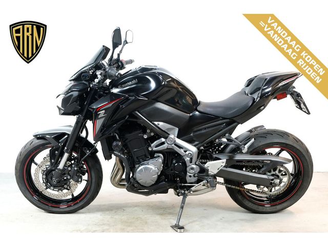 kawasaki - z900-performance