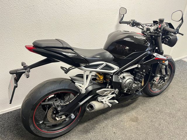 triumph - street-triple-rs