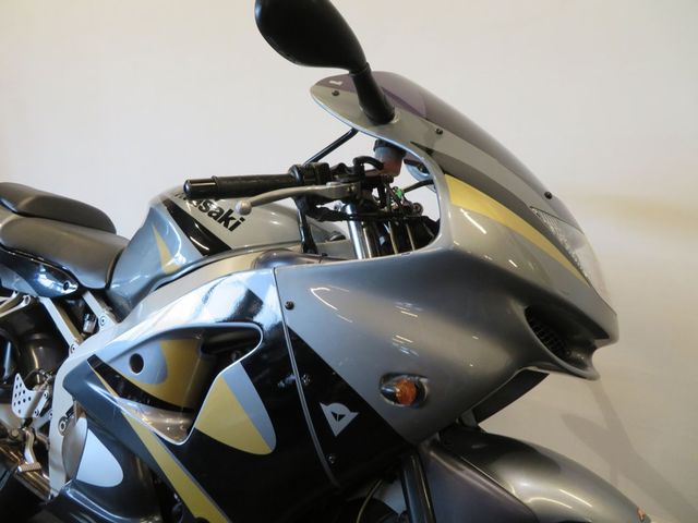 kawasaki - ninja-zx-6r