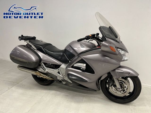 honda - st-1300-pan-european-abs