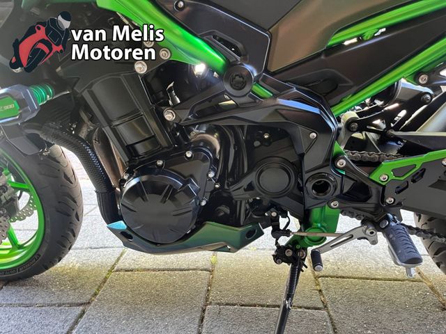 kawasaki - z900