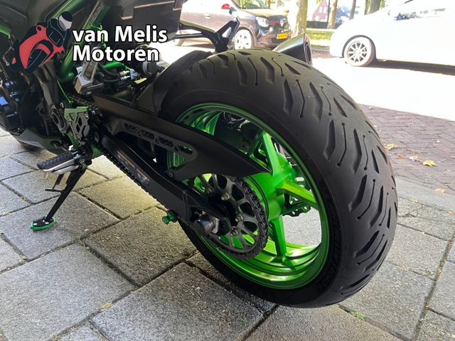 kawasaki - z900