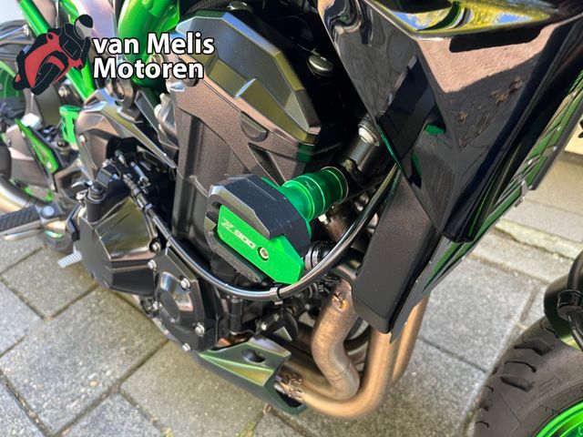kawasaki - z900