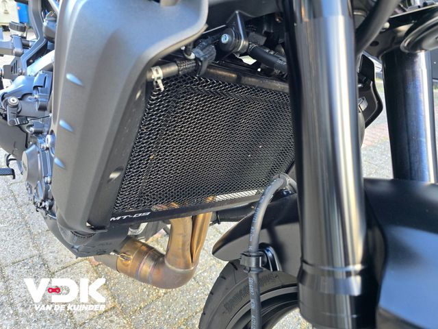 yamaha - mt-09-abs