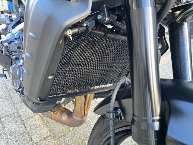 yamaha - mt-09-abs