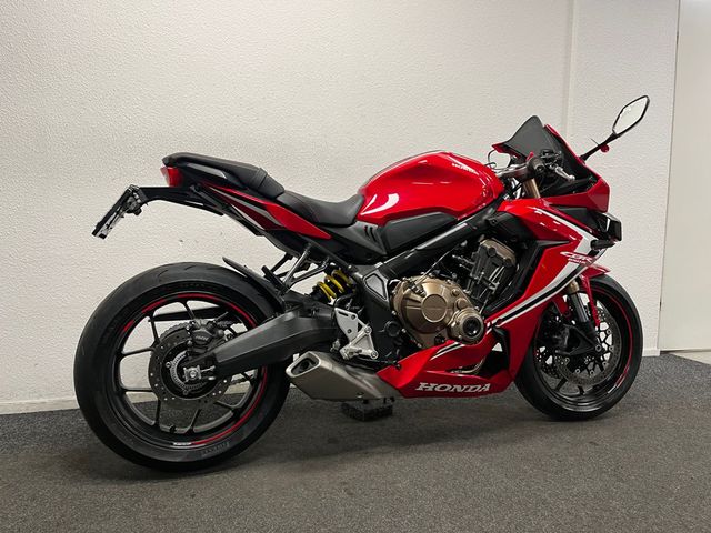 honda - cbr-650-r