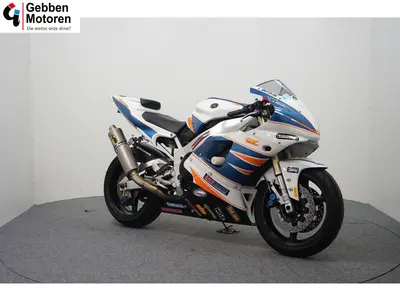 YAMAHA YZF R1 – foto 2