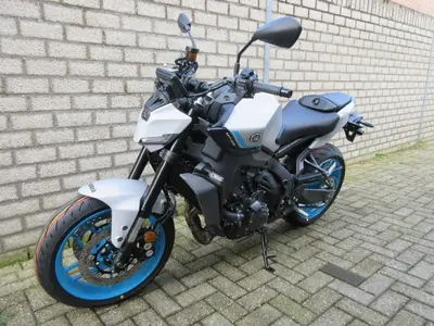 YAMAHA MT 09 ABS – foto 4