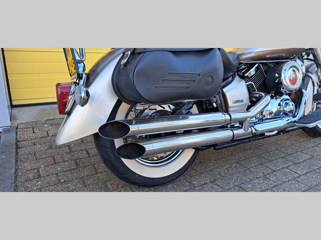 yamaha - xvs-1100-a-dragstar-classic