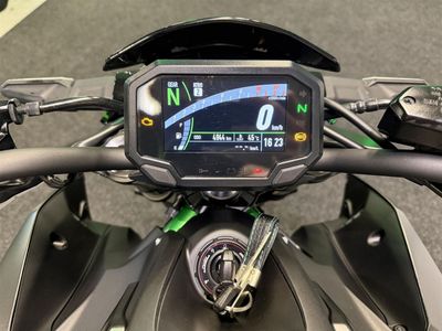 KAWASAKI Z900 – foto 2