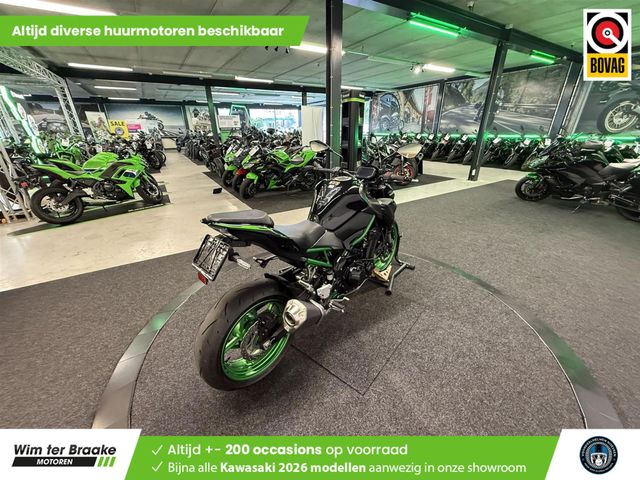 kawasaki - z900